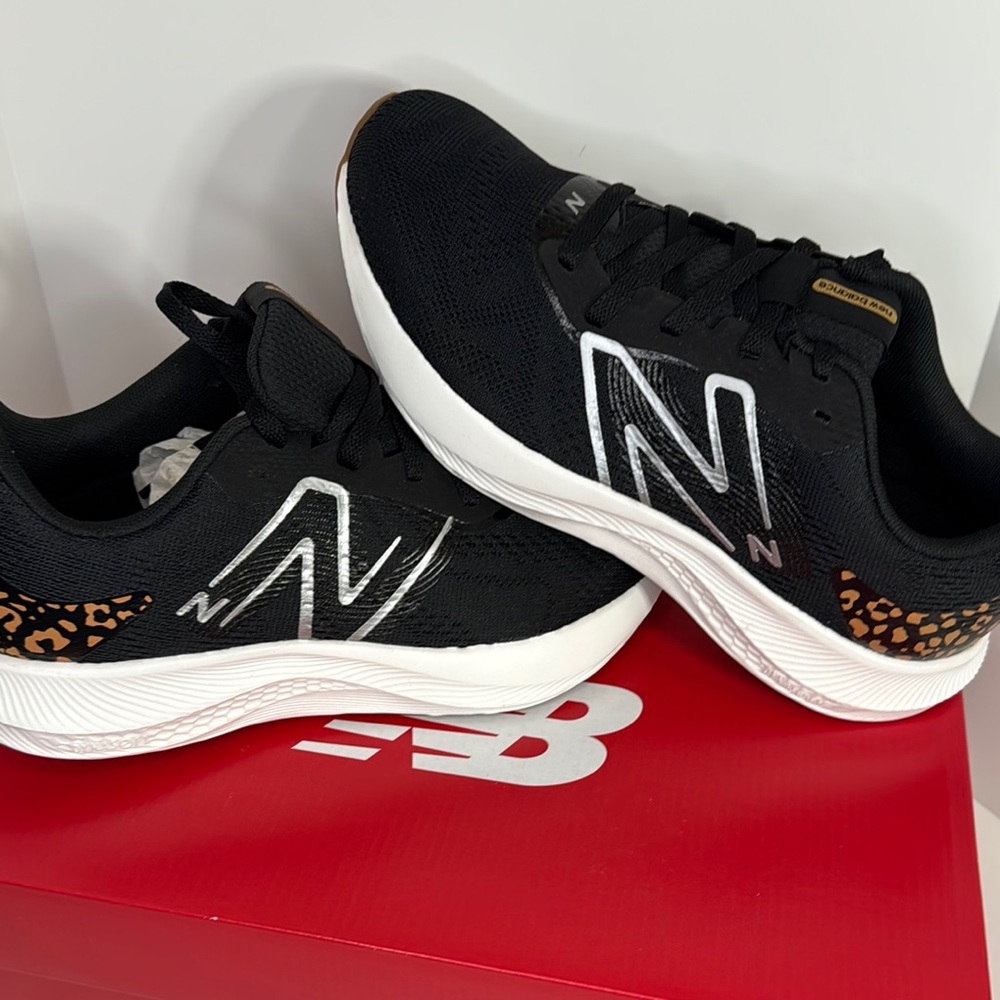 New Balance DynaSoft Pro Run v2 women’s 7